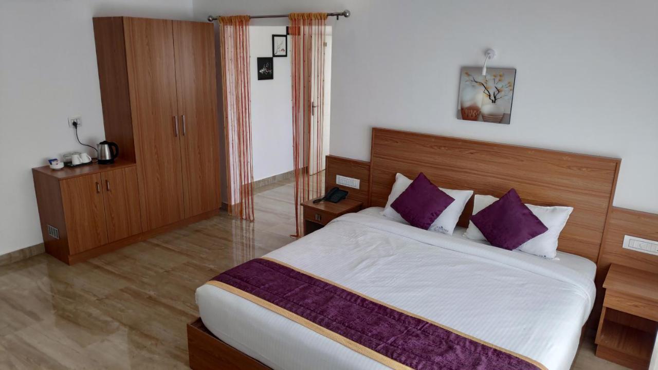 Munnar Ice Queen Resorts Bagian luar foto